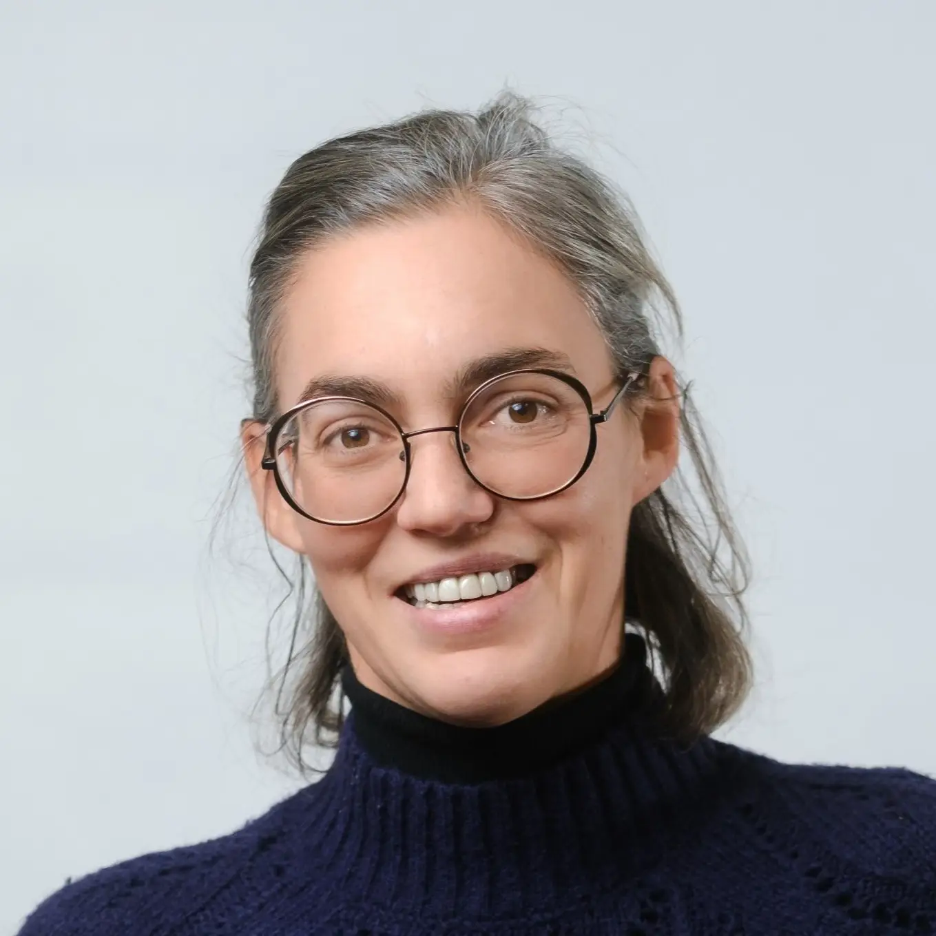 Nele Van den Buverie, SANACON